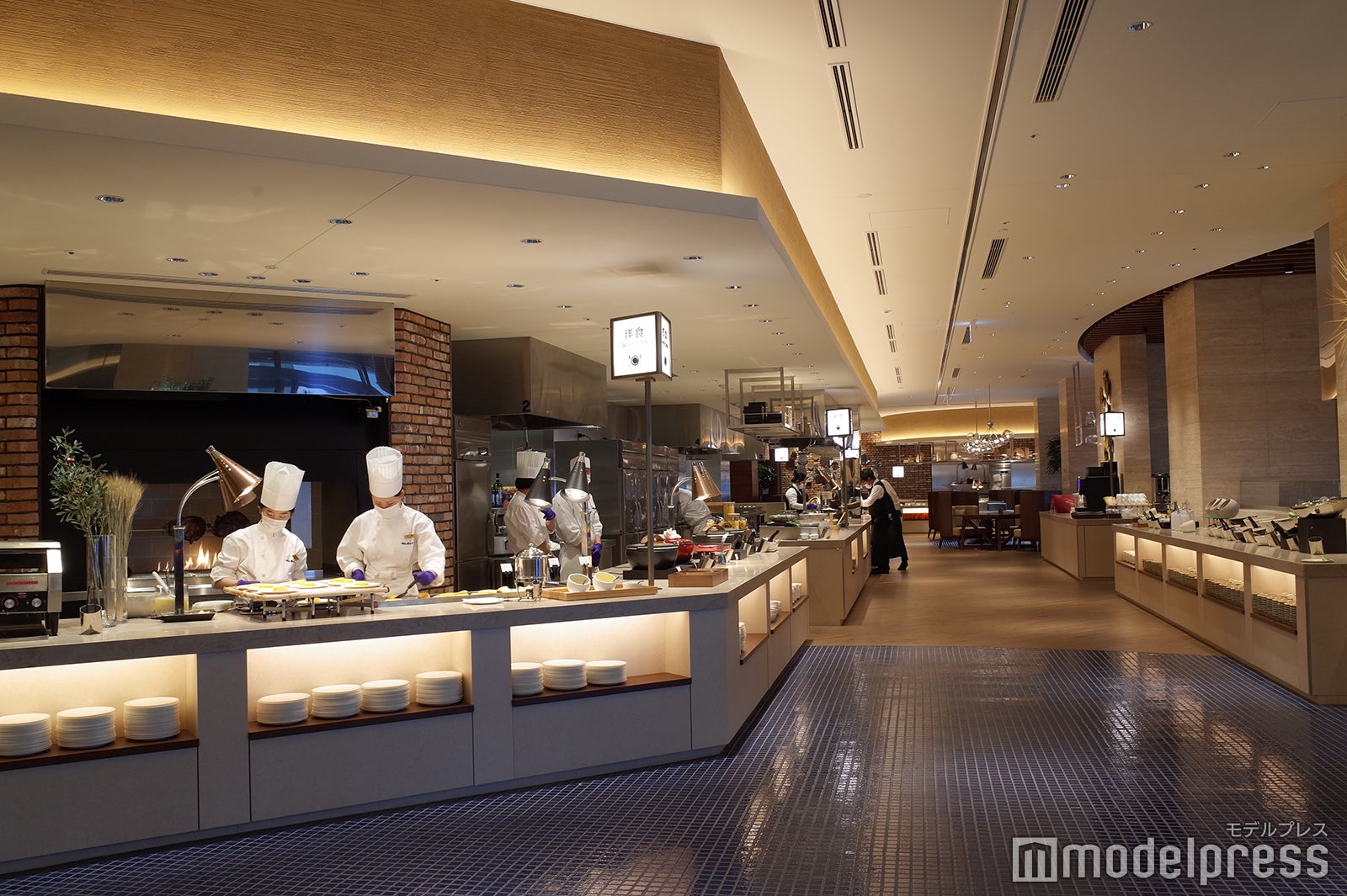 TERRACE ＆ DINING SORA（C）モデルプレス