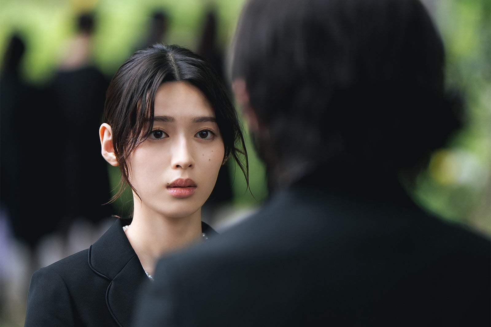 白石聖「一次元の挿し木」第1話（C）読売テレビ・日本テレビ