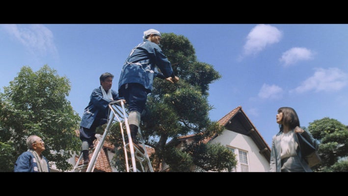 （右）有村架純（提供写真）
