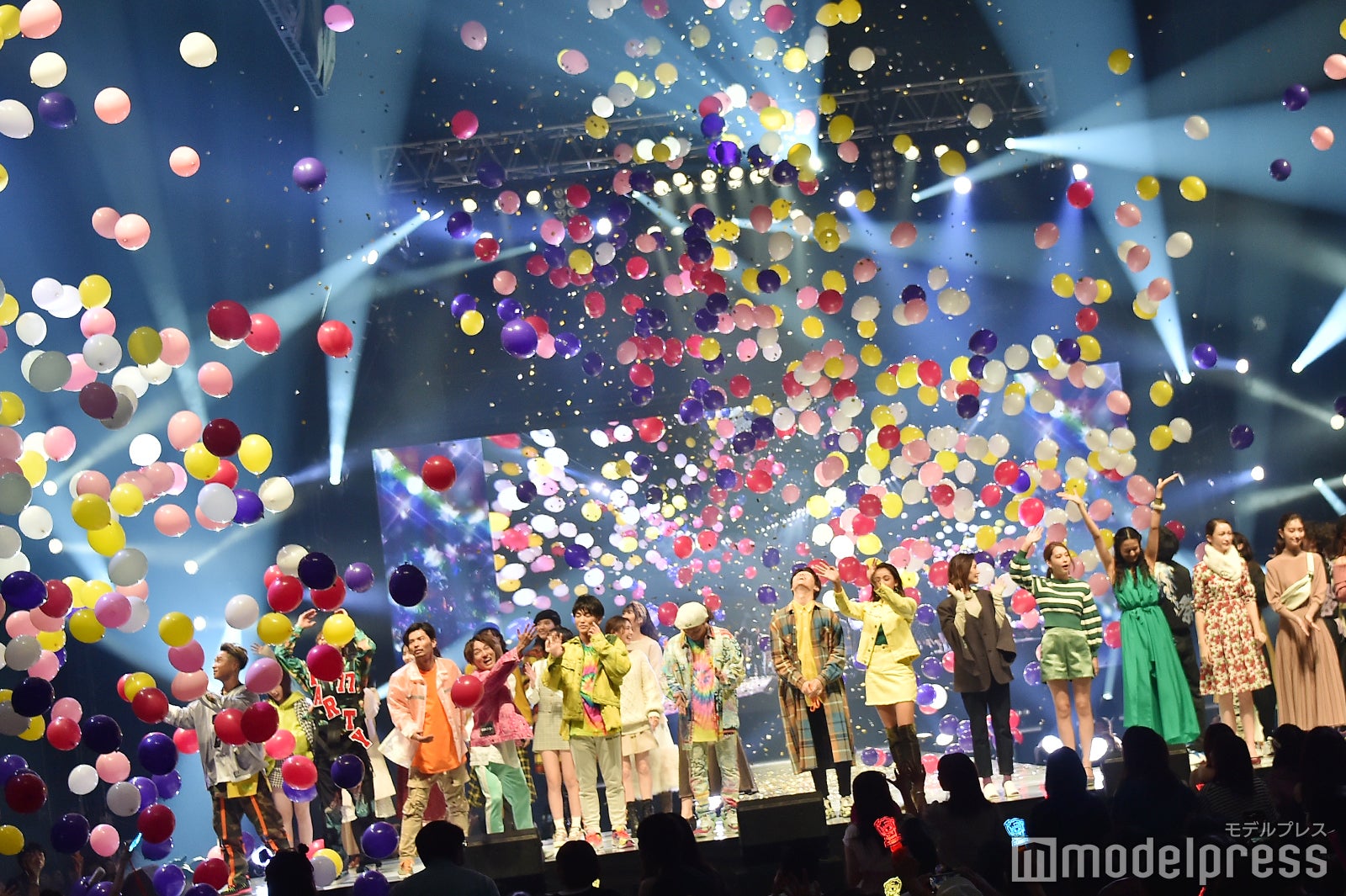 フィナーレの様子（C）モデルプレス