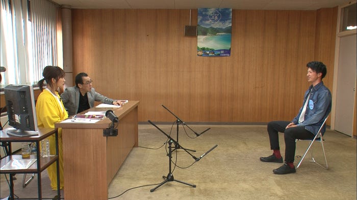 夏菜が面談(C)TBS