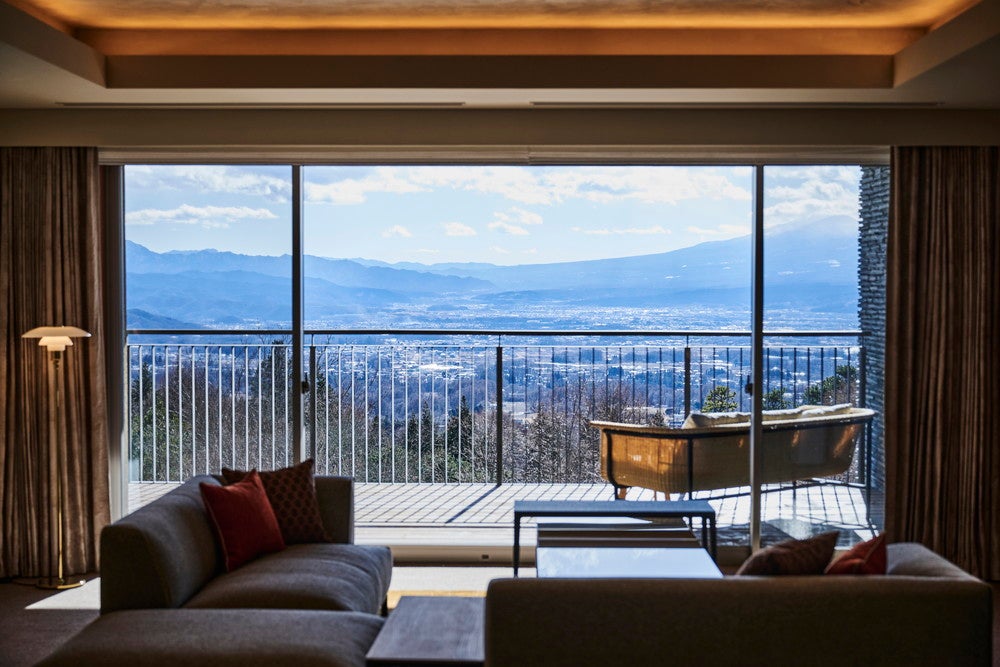 本館客室／画像提供：ひらまつ