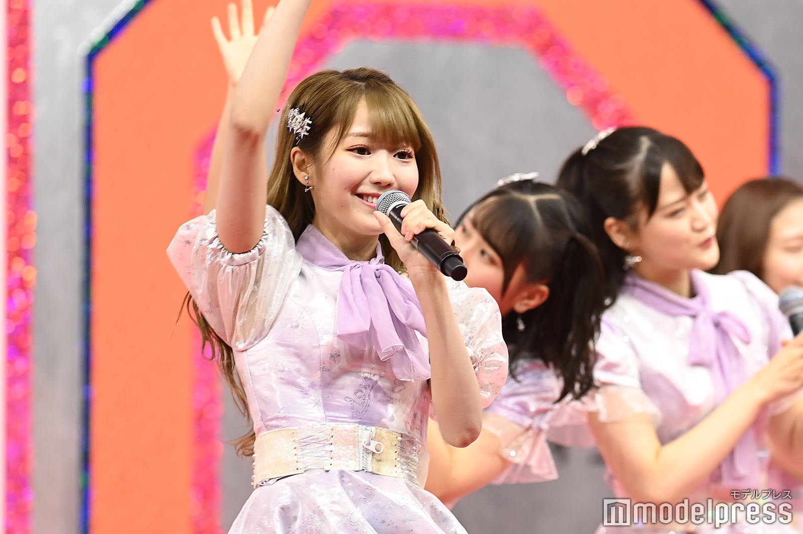 ＝LOVE（C）モデルプレス