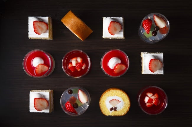 サンドウィッチ＆スイーツビュッフェ～ストロベリースイーツ～／画像提供：ニュー・オータニ