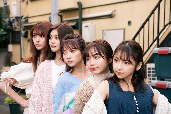 アンジェラ芽衣、林ゆめ、桃月なしこ、黒木ひかり、十味(C)「B.L.T.3月号増刊ゼロイチジャック版」(東京ニュース通信社刊)撮影:YOROKOBI