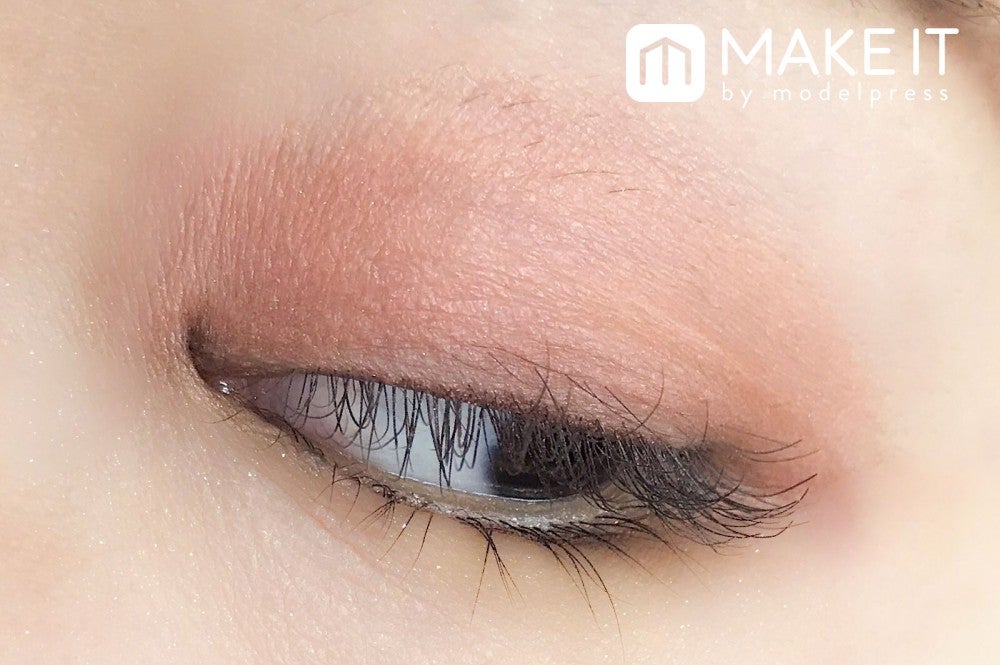 ケイト／ザ アイカラー／032 レッド 使用 (C)メイクイット