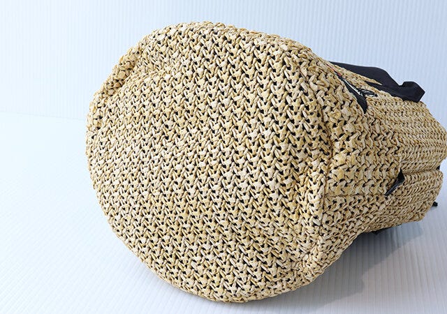 ムック本　ムック　付録　人気　おすすめ　オススメ　宝島社　宝島　レビュー　便利　優秀　当たり　最高　2023　ムーミン　リトルミイ　かごバッグ　バッグ　底マチ　マチ