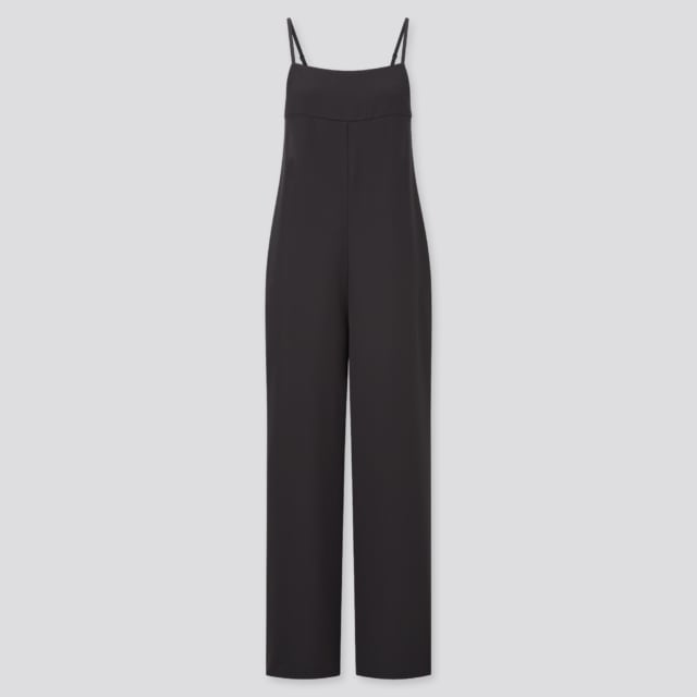 黒のキャミサロペット