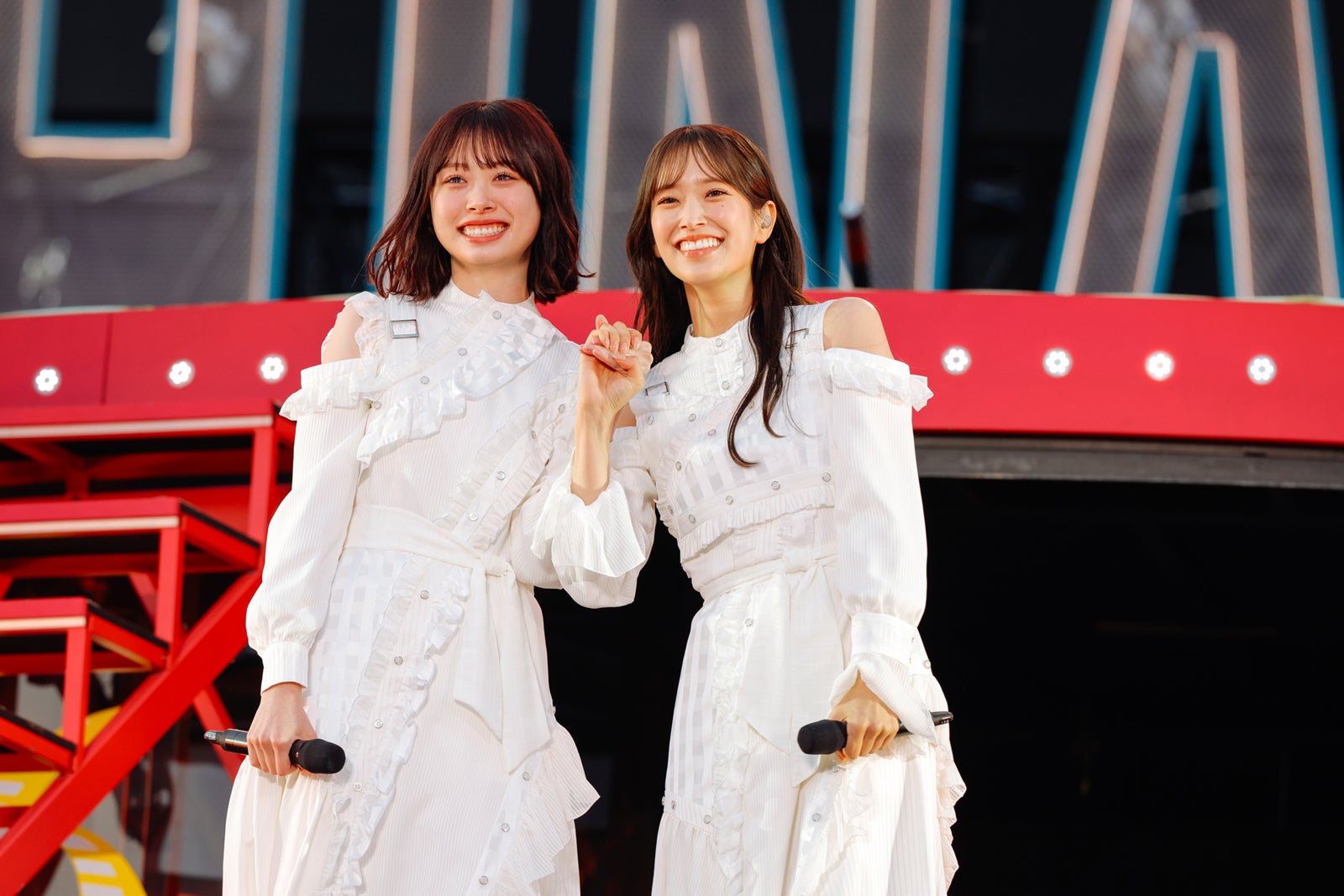 けやき坂 earth 直筆サイン 長濱ねる 齊藤京子 加藤史帆 柿崎芽実 Amazon.co.jp: けやき坂 earth 直筆サイン 長濱ねる 齊藤京子