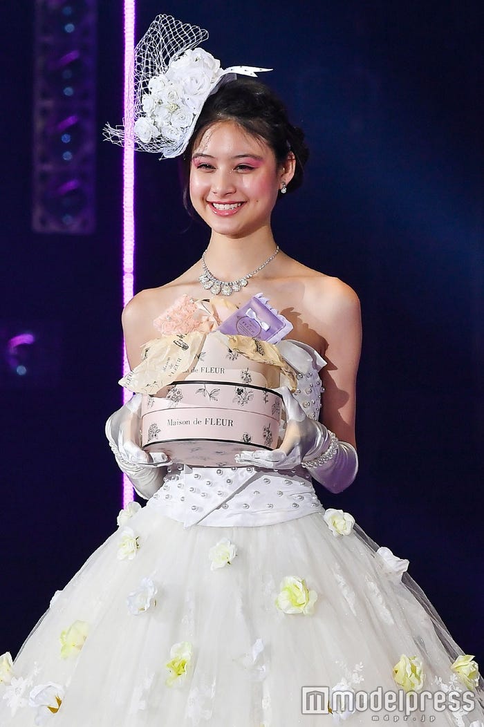 「第24回 東京ガールズコレクション 2017SPRING/SUMMER」に出演した長谷川ニイナ (C)モデルプレス