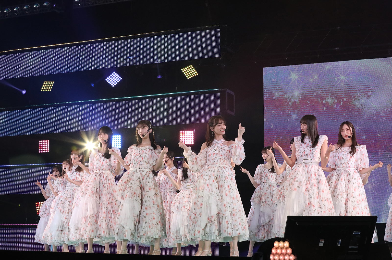 乃木坂46（C）Rakuten GirlsAward 2023 S／S