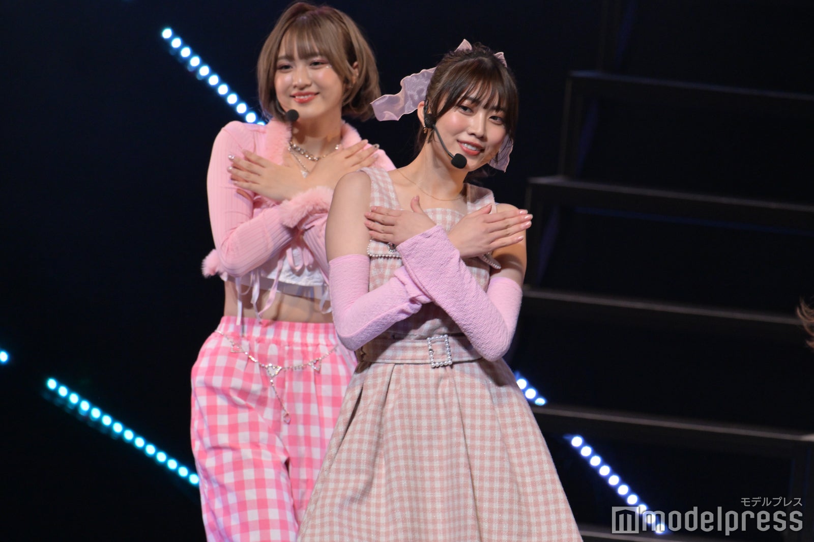 NAVIAR （C）モデルプレス