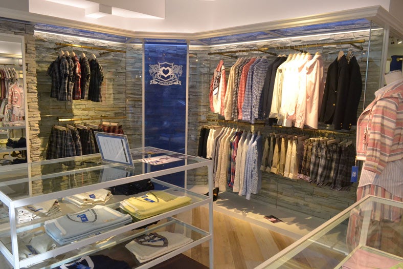 「AneCONOMi」原宿FLAGSHIP STORE