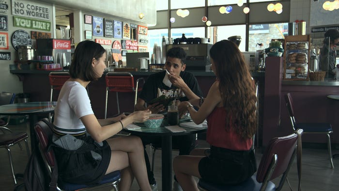 ローレン、侑哉、奈緒美『TERRACE HOUSE ALOHA STATE』2nd WEEK(C)フジテレビ/イースト・エンタテインメント