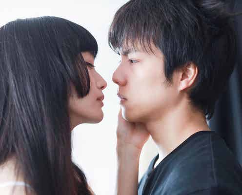 ジャニーズWEST重岡大毅、初回から入山法子と濃厚キス&ベッドシーン連発 号泣演技でも圧倒<雪女と蟹を食う>