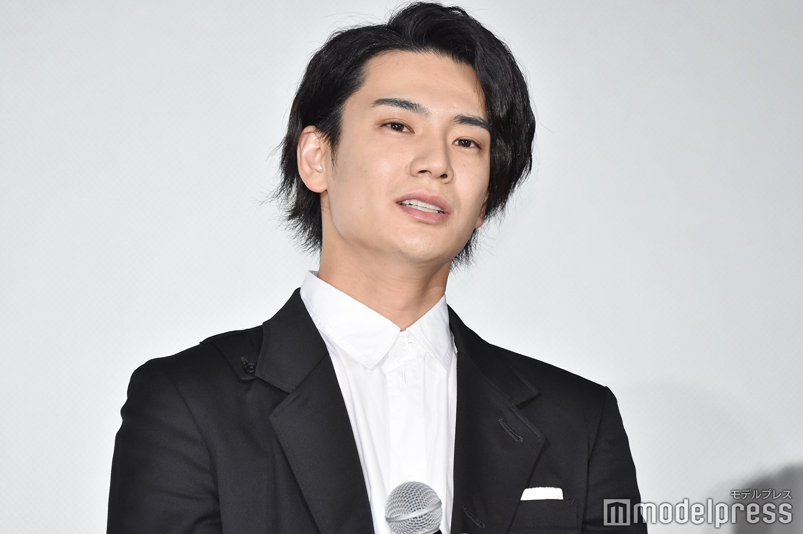 秋沢健太朗（C）モデルプレス