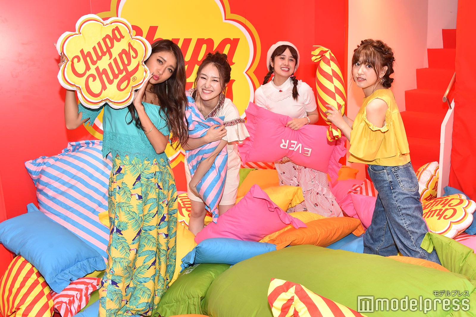 （C）モデルプレス