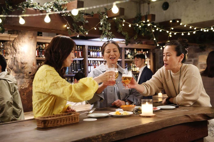 森口博子、小泉今日子、渡辺真起子「続・続・最後から二番目の恋」最終話(C)フジテレビ