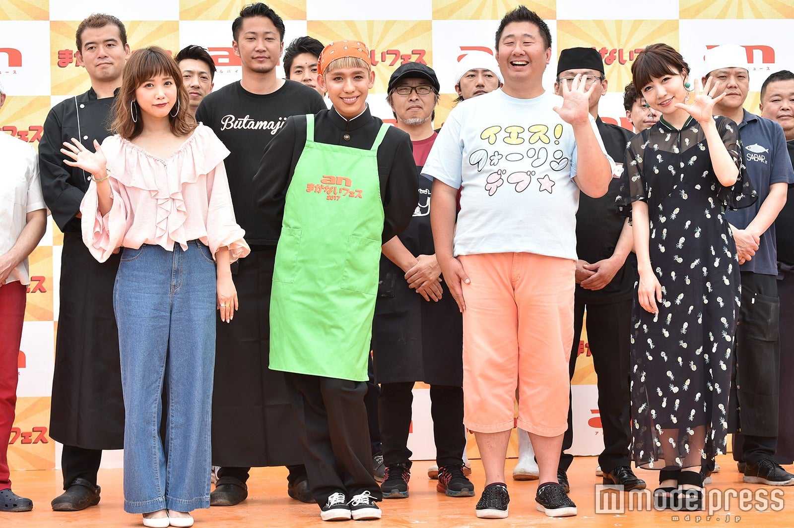 （左から）田中里奈、りゅうちぇる、フォーリンデブはっしー、桃 （C）モデルプレス