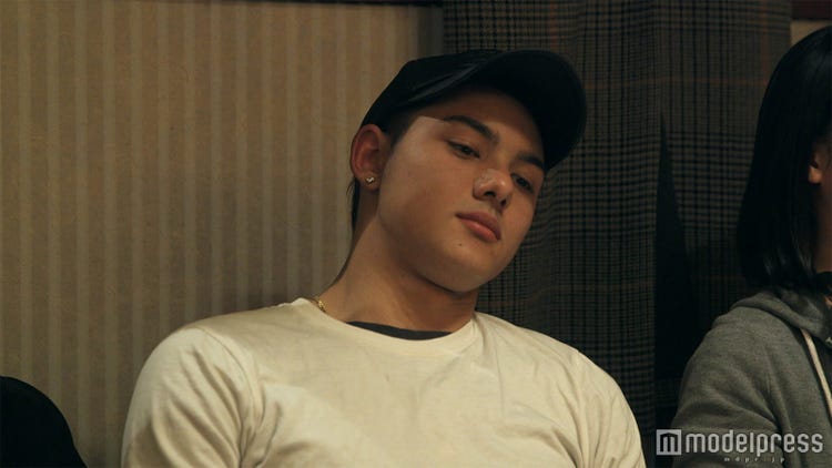 新テラスハウス 嫉妬で気まずい雰囲気に 恋が急加速 モデルプレス 新テラスハウス 嫉妬で気まずい雰囲気に 恋が急加速 モデルプレス