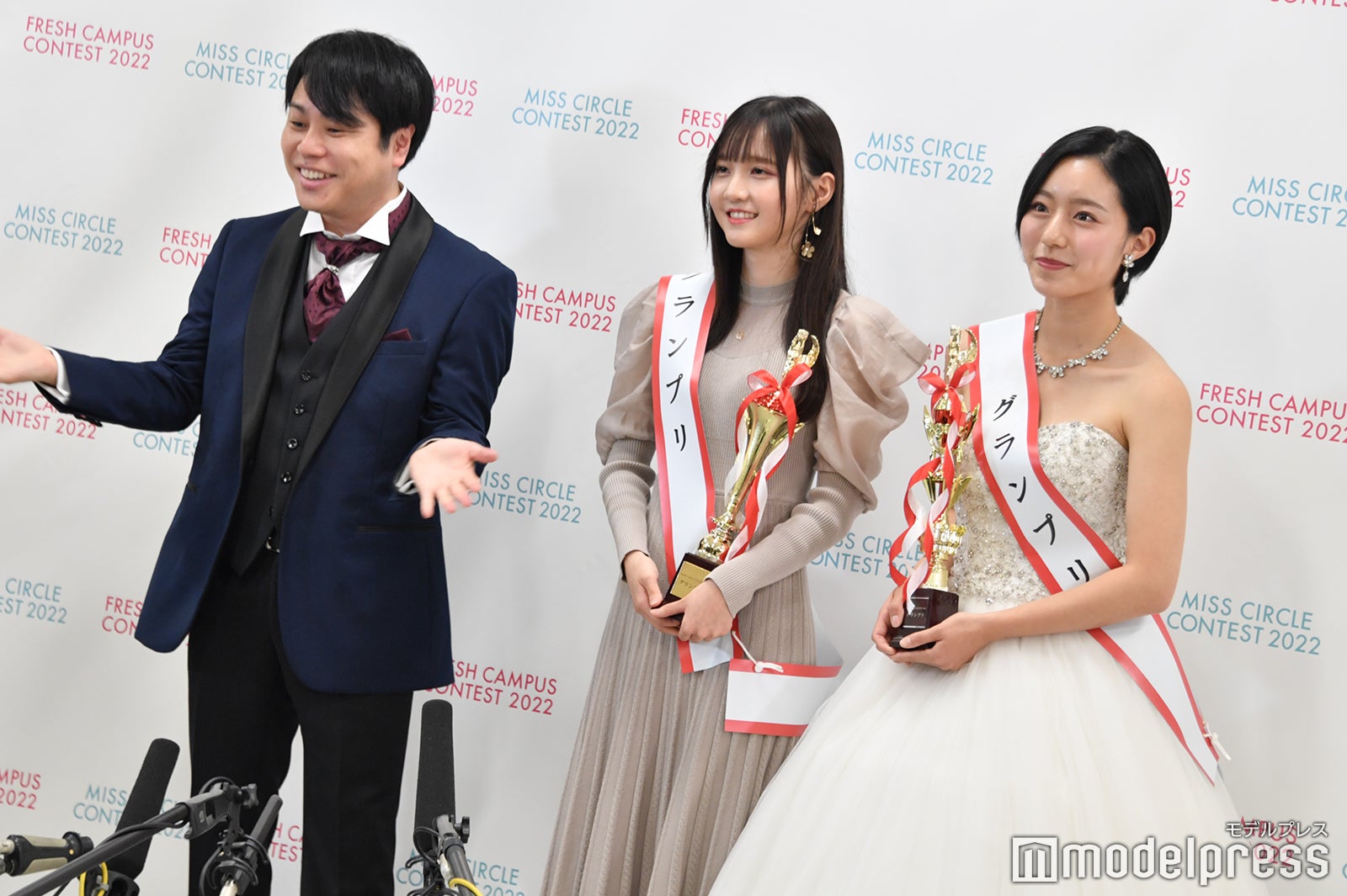 井上裕介、小杉怜子さん、井手美希さん（C）モデルプレス