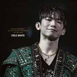 NAOTO「EXILE 20th ANNIVERSARY EXILE LIVE TOUR 2021“RED PHOENIX”LIVE PHOTO BOOK」表紙（提供写真）