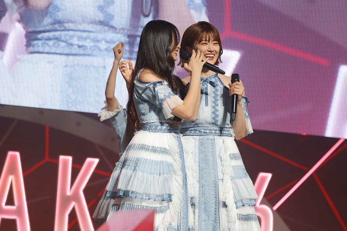 乃木坂46(C)乃木坂46LLC