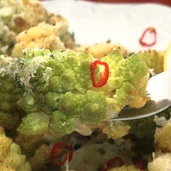 ロマネスコってどこに売ってるの Moco Sキッチン 材料調達が出来ればほぼ完成のレシピが話題 モデルプレス