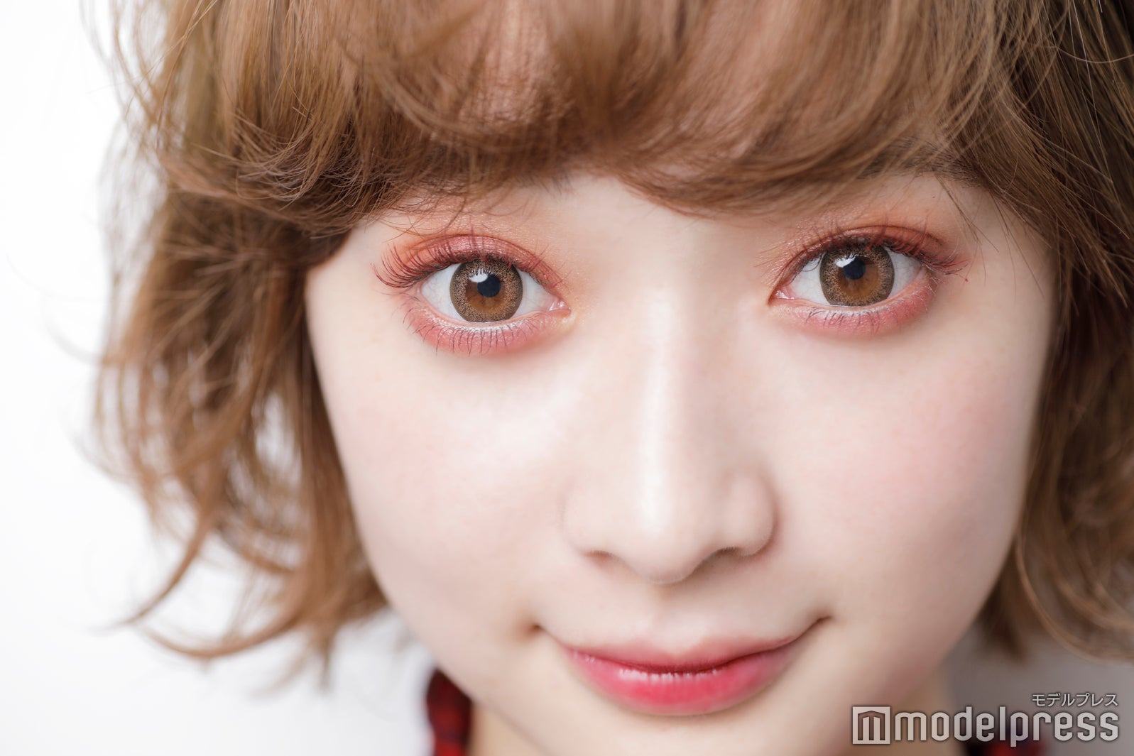 「ヴィーナス（クラシックブラウン）」を装用（※1）（C）モデルプレス