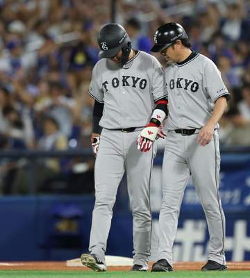 巨人・坂本「最後体がつっちゃって情けないけど、久々に野球やったな」1カ月ぶりスタメンでフル出場 橋上監督代行「後で謝ろうかなと思ってます」