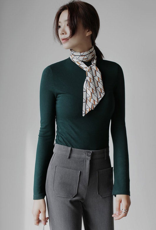 3TYPEパターンロングスカーフ・全5色「DHOLIC」2,332円（税込）／画像提供：DHOLIC