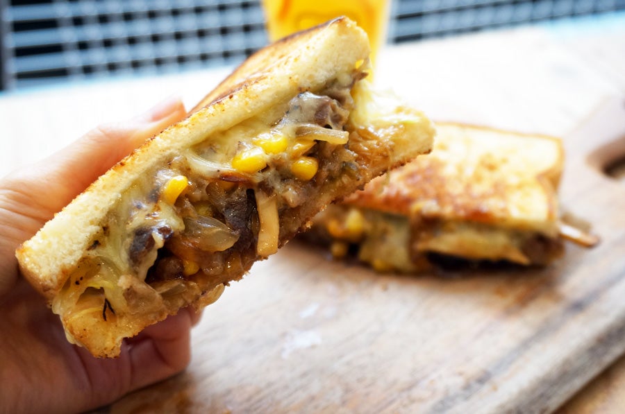 TOAST LUCKプルコギチーズトースト