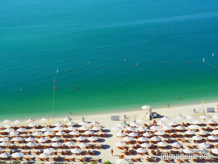 ホテルの目の前のビーチの様子（C）ビューティーガール