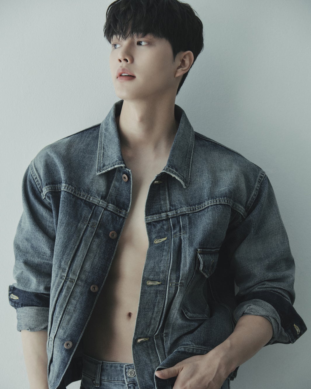 ソン・ガン（C）WORLD ENTERTAINMENT