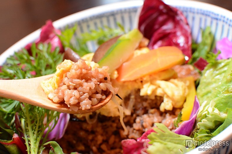 お腹にたまる酵素玄米を使用