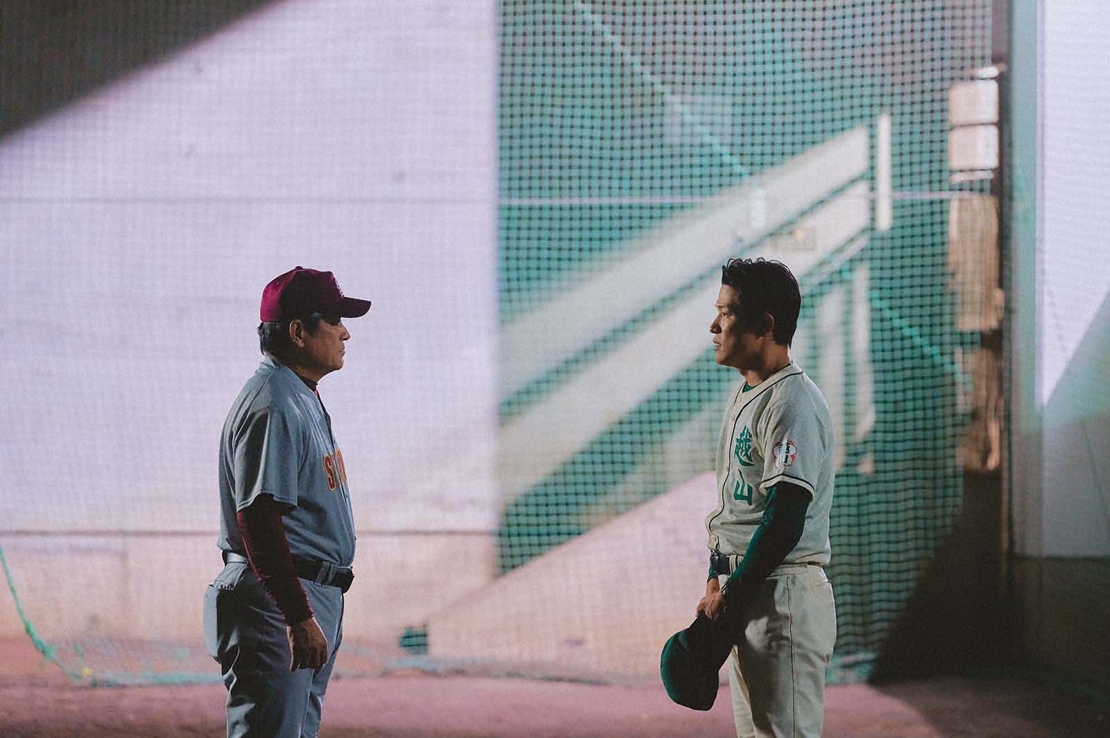 松平健、鈴木亮平「下剋上球児」第9話より（C）TBSスパークル／TBS  撮影：Len