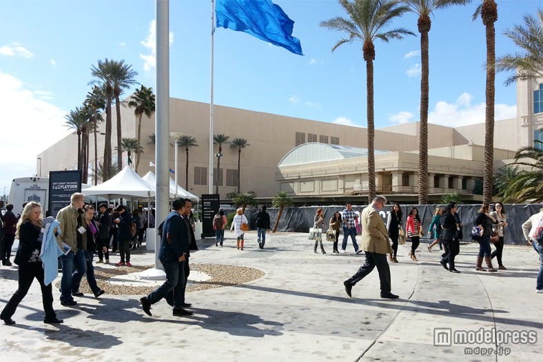 会場は複数のホテルにまたがる(「MAGIC」2013S/Sにて)