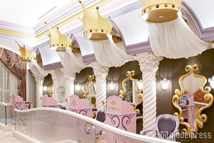 ビビディ・バビディ・ブティック(C)Disney