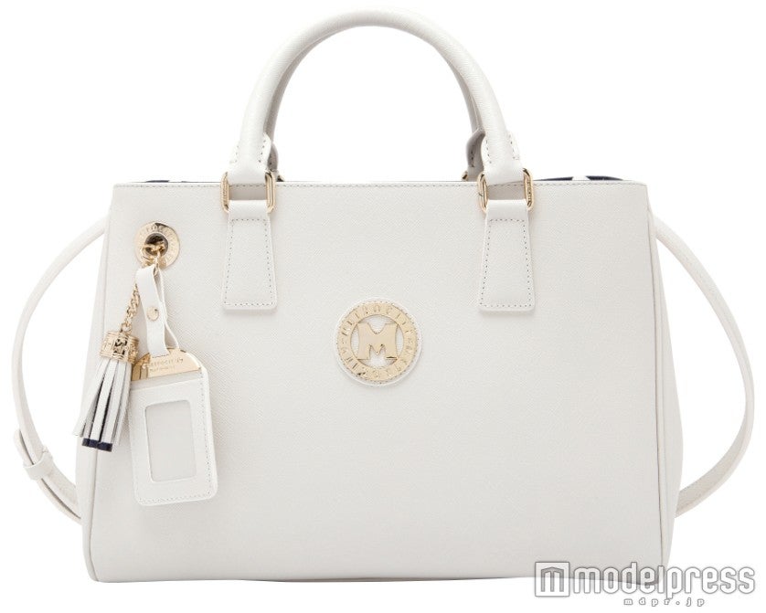 ラージサイズM61MF404Ｈ（W33.5cm×H23cm×D13.5cm）82.080円（税込）