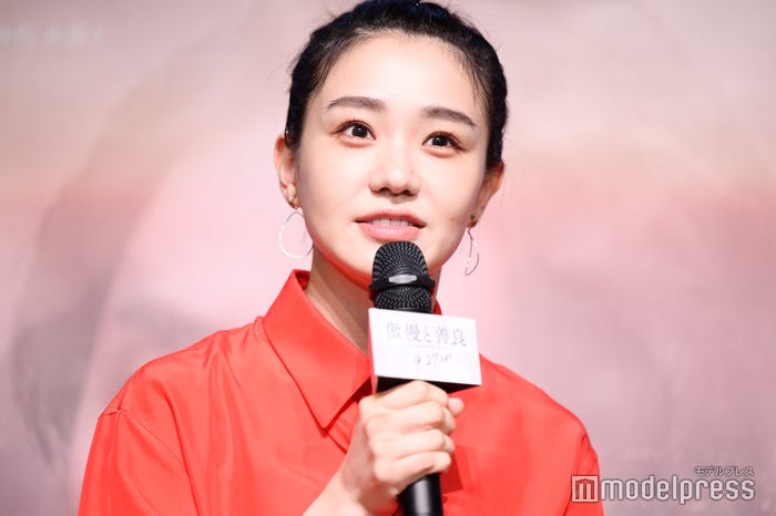 奈緒(C)モデルプレス