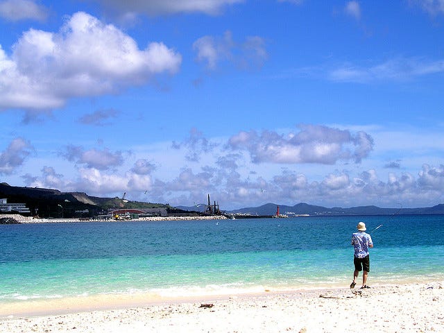 透明ビーチが目の前!沖縄最大級の大型リゾートホテルが誕生