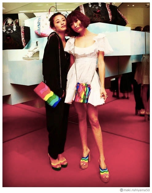 西山茉希＆山田優“偶然リンクコーデ”が「すごすぎる」と話題