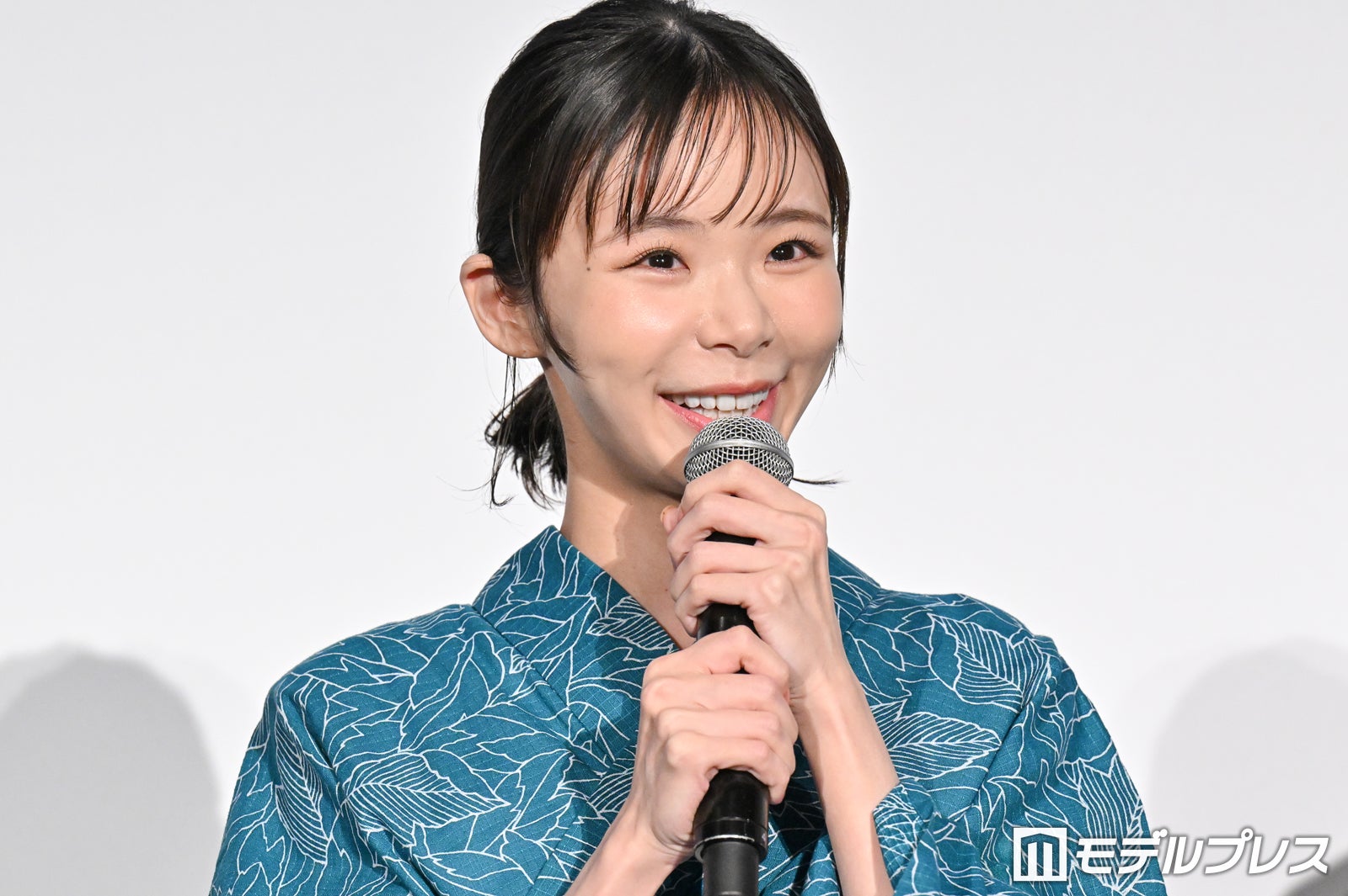 趣里（C）モデルプレス
