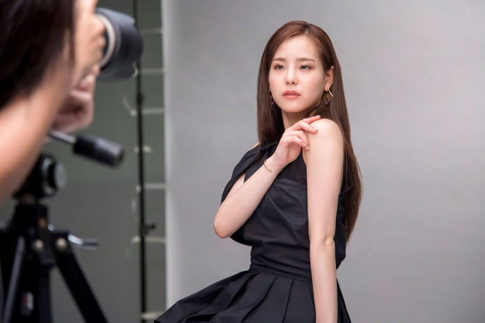 MAKO/新テレビCM「パノラマエリアで、目もとが変わる。」篇メイキング (提供写真)