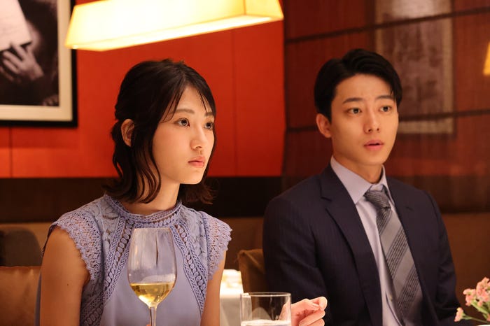 若月佑美、井上祐貴「何曜日に生まれたの」第3話より(C)ABCテレビ