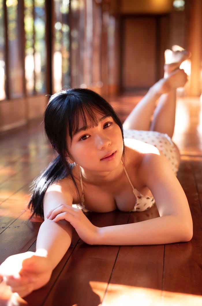 池本しおり/撮影:佐藤裕之/(C)東京ニュース通信社・B.L.T.編集部