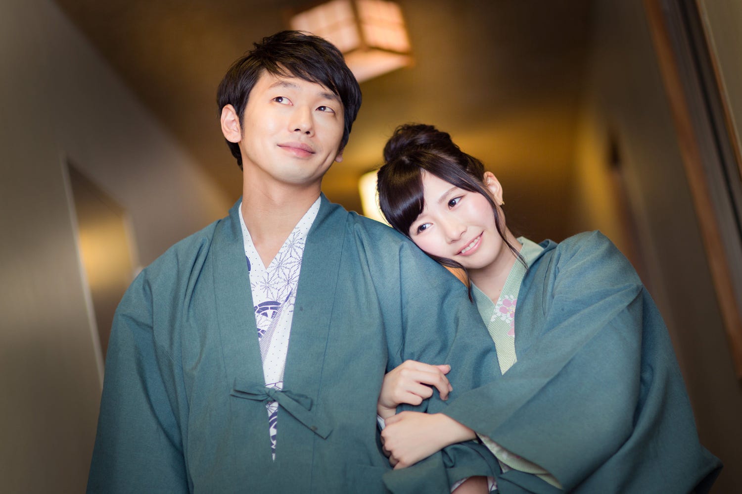 温泉デートに持って行くと男性をドキドキさせる持ち物4つ