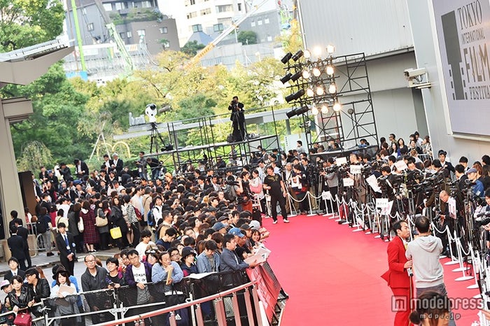 Perfumeに黄色い歓声止まず 第28回東京国際映画祭 登場で存在感発揮 モデルプレス