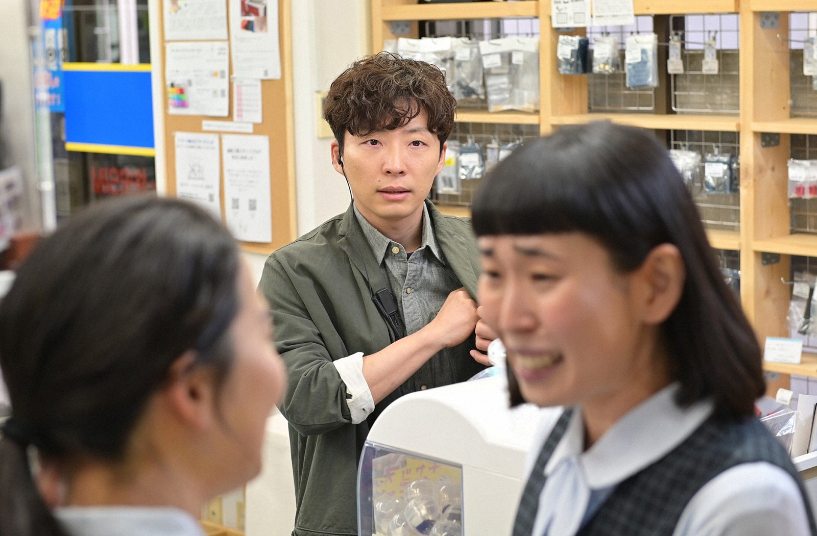 星野源／「MIU404」第4話より（C）TBS