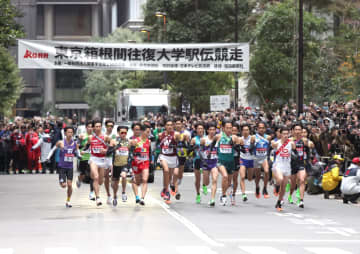 箱根駅伝がスタート 青学大3連覇なるか 下馬評は“5強”